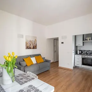 https://san-marco-house-vicenza.hotelinveneto.com